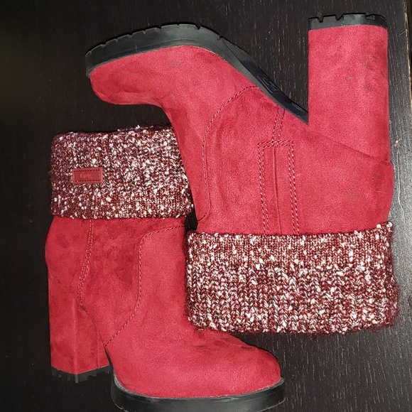 Circus Red booties - Picture 1 of 11